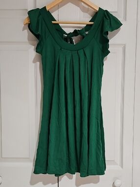 💚 American Dream Green Scoop Neck Dress – Size M